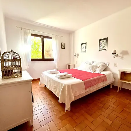 Villa Grande T4 Dans Un Ecrin De Verdure Proche De Calvi *