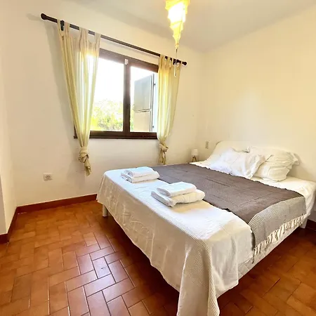Grande T4 Dans Un Ecrin De Verdure Proche De Calvi Villa Calenzana